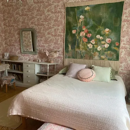 Le Rucher Des Arts Bed and breakfast Alba-la-Romaine
